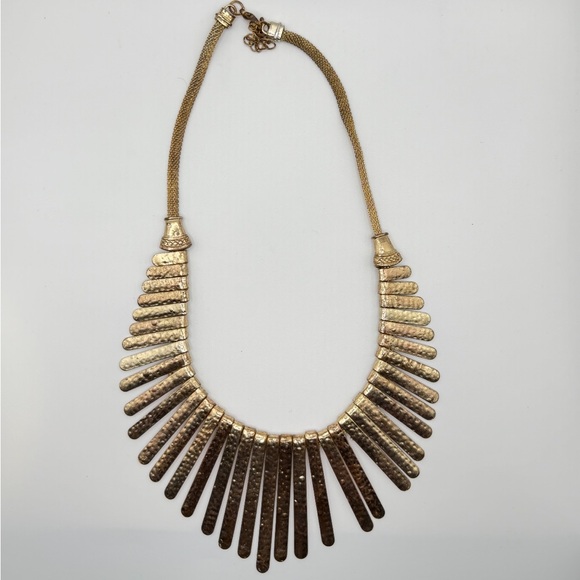 VTG Sunburst Champagne Gold Bib Cleopatra Choker
Hammered Gold Fringe Necklace - Picture 3 of 5